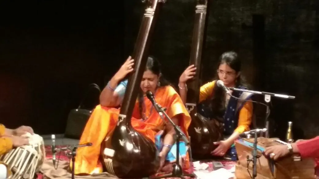 Accompanying Taai in FEA Program Mumbai.DOaKyeFg